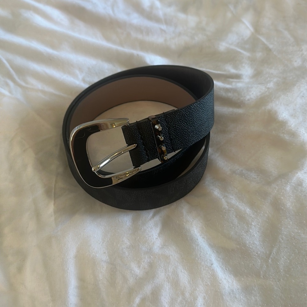 Black MK women’s belt